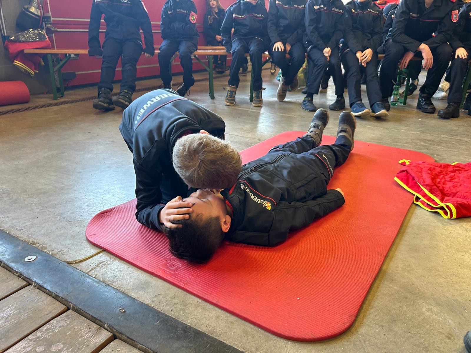 Erste Hilfe Feuerwehrjugend